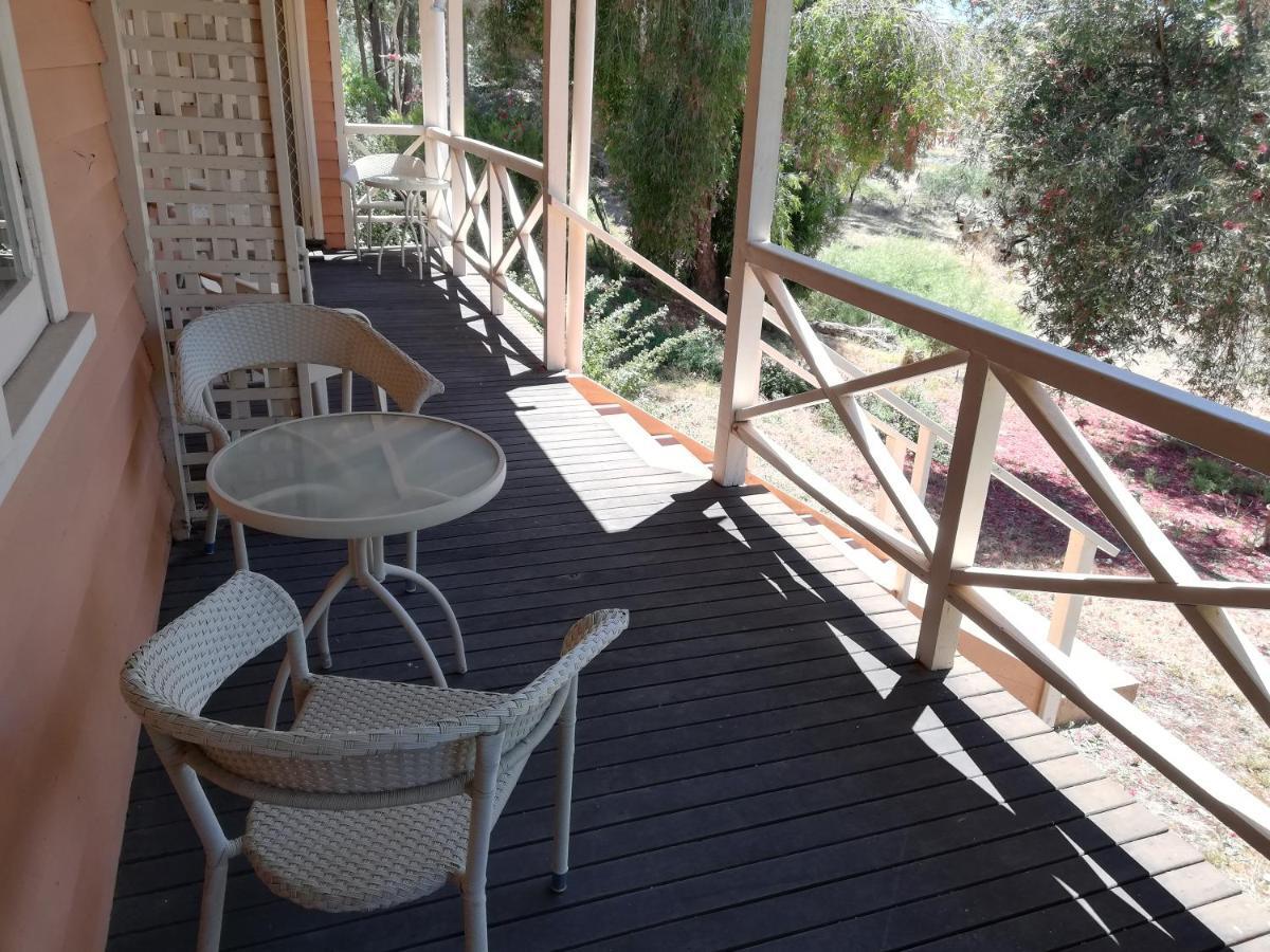 Woodlands Of Balingup Bush Cottages Dış mekan fotoğraf
